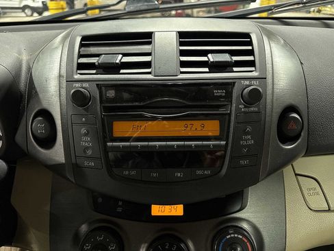 Used 2011 Toyota RAV4 4WD w/ Base L4 Extra Value Pkg image 20