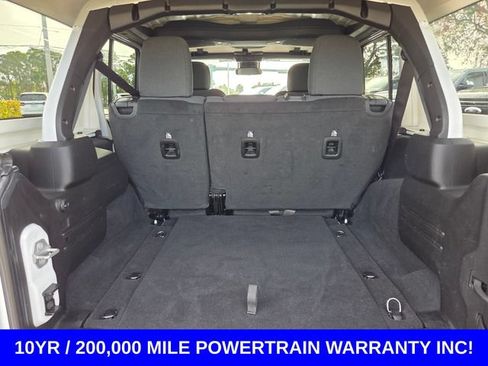 Used 2025 Jeep Wrangler Unlimited Sport AWD/4WD image 13