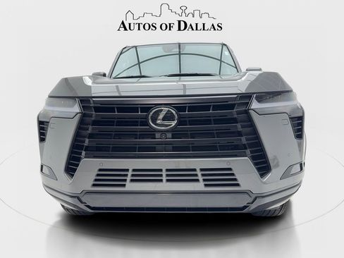 Used 2025 Lexus GX 550 w/ Accessory Package (Z1) image 6