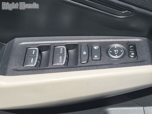 Certified 2024 Honda Accord EX image 16