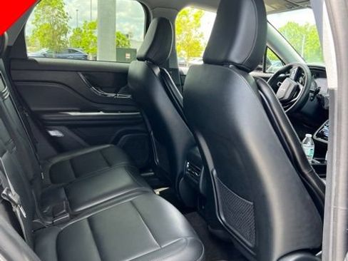 Used 2022 Lincoln Corsair FWD image 6