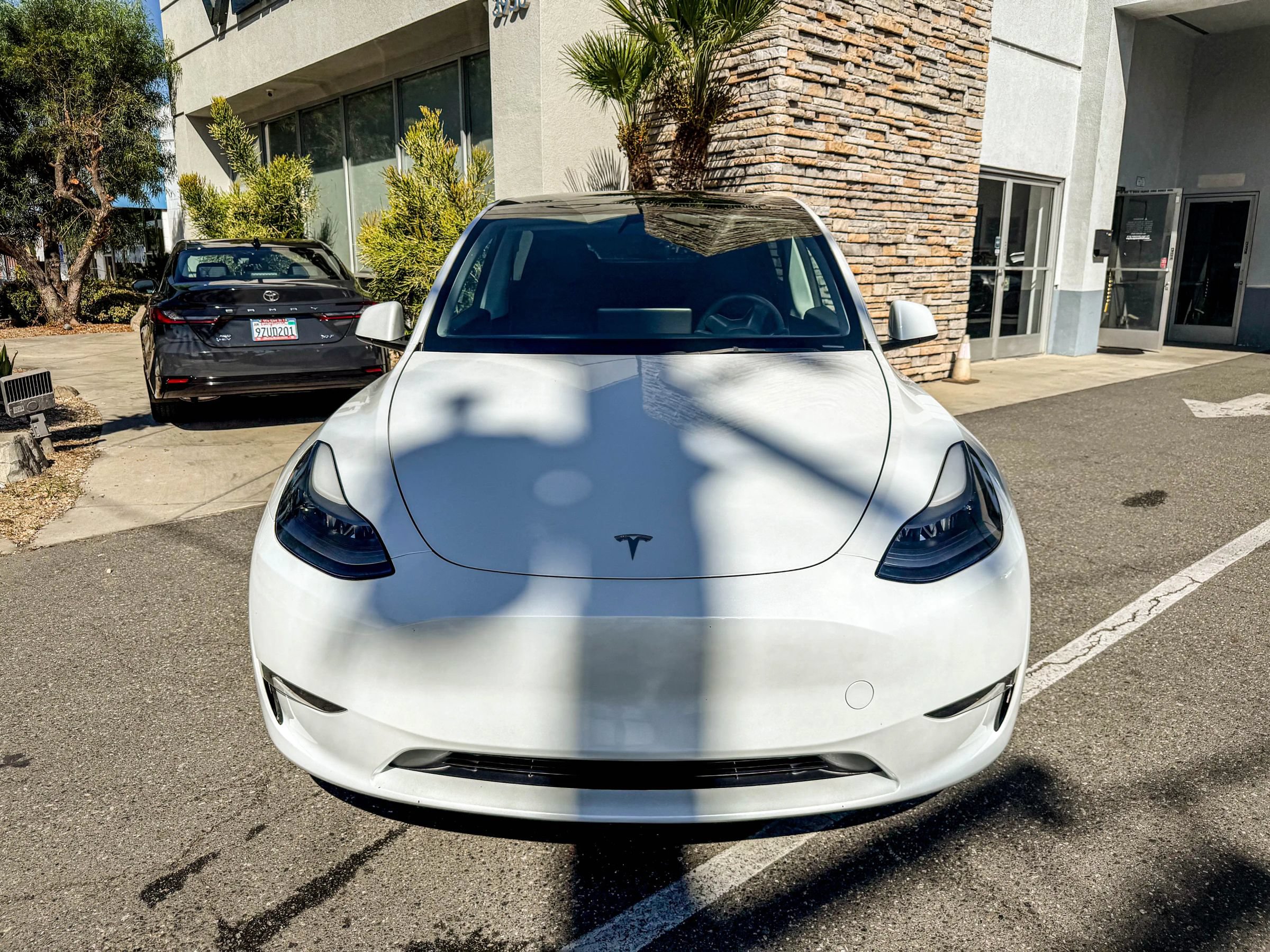 Used 2023 Tesla Model Y Performance AWD/4WD image 9
