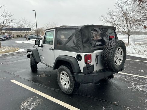 Used 2012 Jeep Wrangler Sport image 7