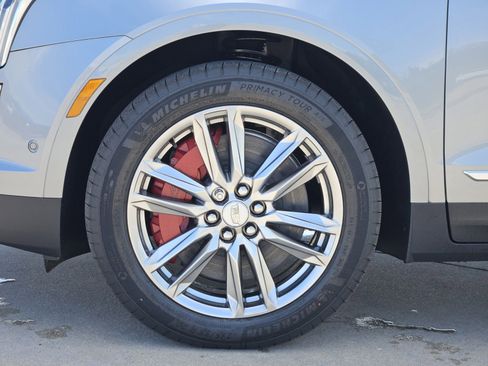 New 2026 Cadillac XT5 Sportv AWD/4WD image 7