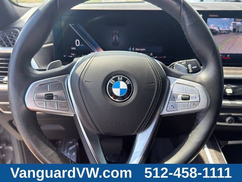 Used 2023 BMW X7 xDrive40i w/ Premium Package AWD/4WD image 16