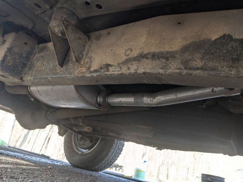 Used 1991 Jeep Grand Wagoneer image 11