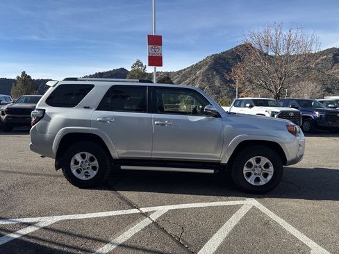 Certified 2020 Toyota 4Runner SR5 Premium image 7