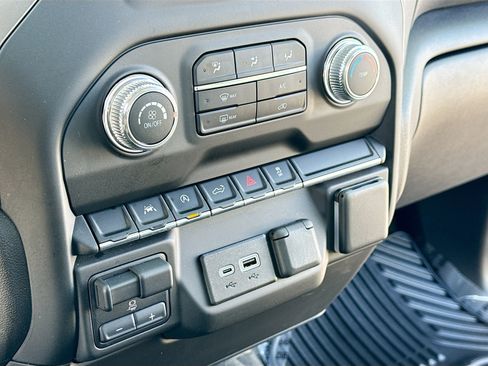 Used 2024 GMC Sierra 1500 Pro w/ Graphite Edition image 11