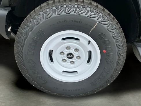 New 2026 Ford Bronco Heritage Edition AWD/4WD image 37