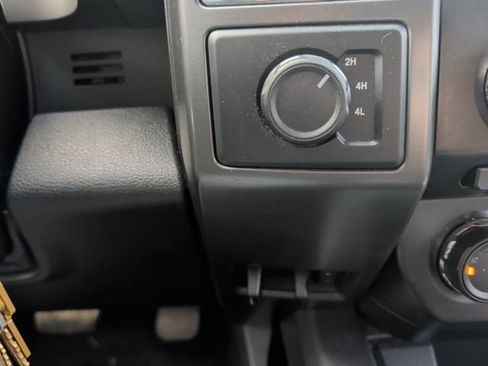 Used 2018 Ford F150 XLT w/ Equipment Group 302A Luxury image 11