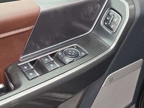 Used 2023 Ford F150 Lariat w/ Equipment Group 502A High image 19