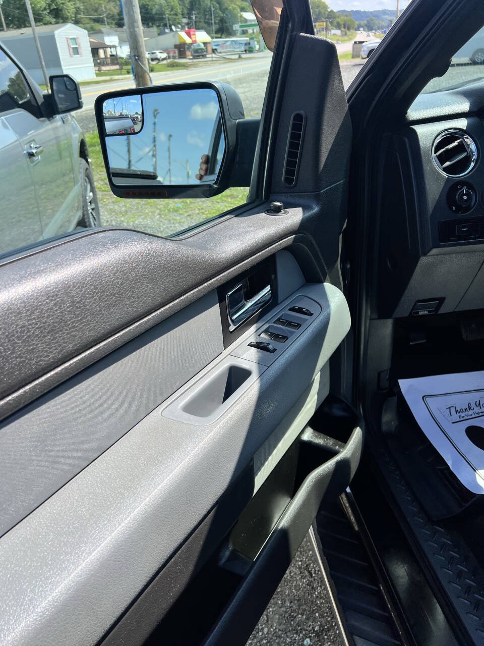 Used 2013 Ford F150 XLT w/ Luxury Equipment Group AWD/4WD image 9