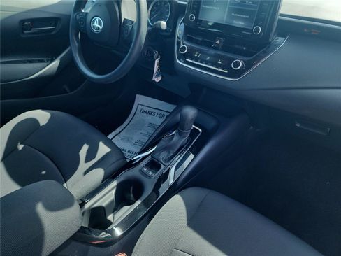 Used 2022 Toyota Corolla LE FWD image 24