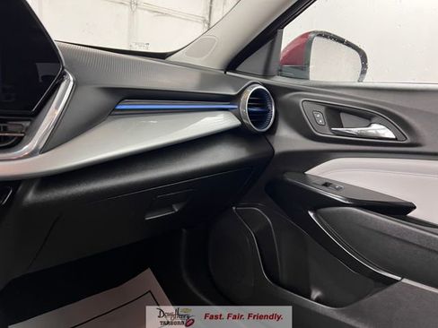 Used 2025 Chevrolet Trax LT image 43