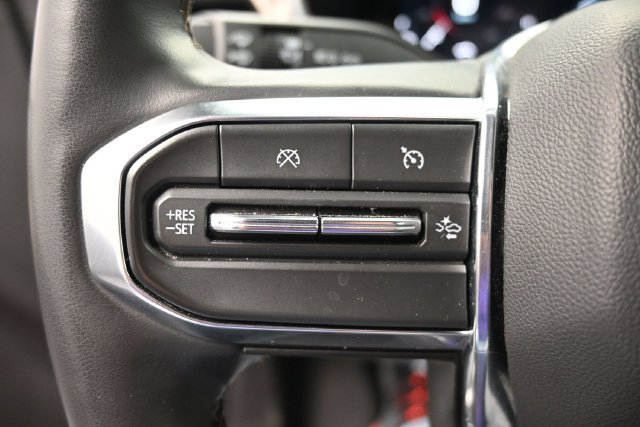 Used 2024 GMC Canyon Denali AWD/4WD image 25