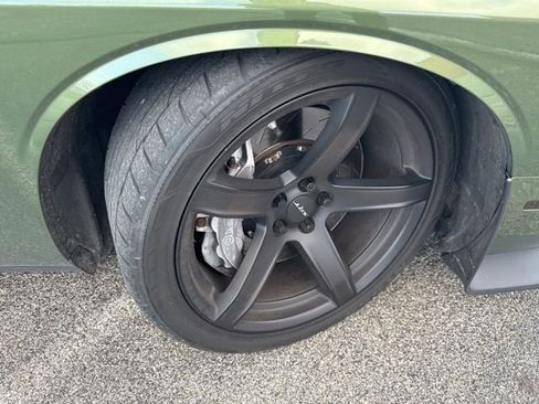 Used 2018 Dodge Challenger SRT Hellcat image 5