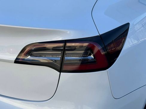 Used 2023 Tesla Model 3 Standard Range image 35