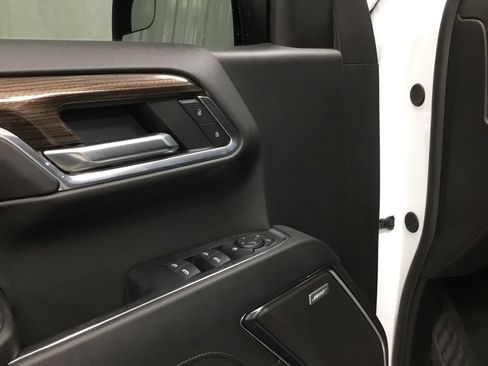 Used 2024 Chevrolet Silverado 1500 RST AWD/4WD image 8