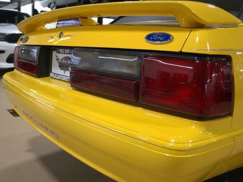 Used 1993 Ford Mustang LX image 24