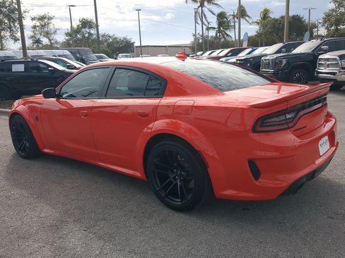 Used 2022 Dodge Charger SRT Hellcat w/ Harman/Kardon Audio Group image 7