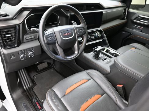 Used 2023 GMC Sierra 1500 AT4 w/ AT4 Premium Package AWD/4WD image 22