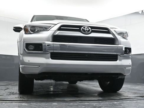 Used 2022 Toyota 4Runner Limited image 35