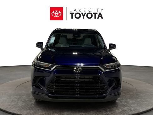 New 2026 Toyota Grand Highlander XLE FWD image 10