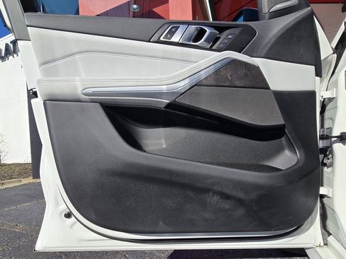 Used 2023 BMW X5 sDrive40i w/ M Sport Package image 14