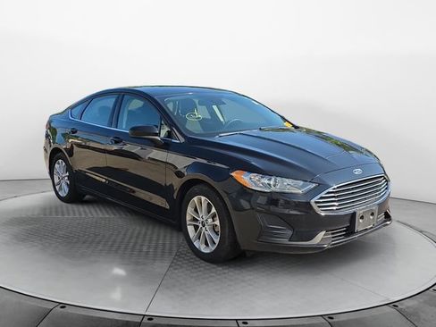 Used 2019 Ford Fusion SE FWD image 7
