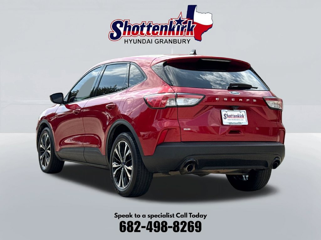 Used 2022 Ford Escape SE w/ SE Sport Appearance Package FWD image 7