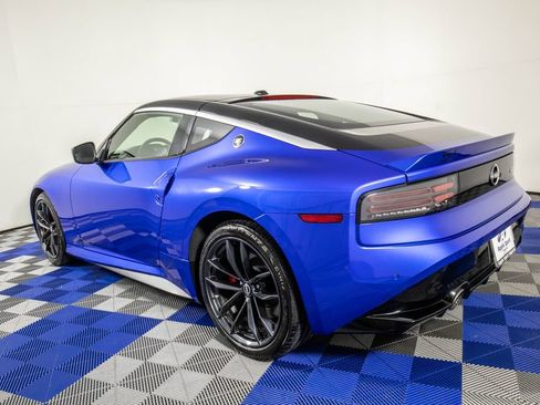 Used 2024 Nissan Z Performance w/ Floor Mat Package RWD image 8