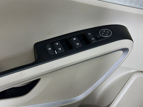 Used 2025 Kia Soul LX w/ LX Technology Package image 15