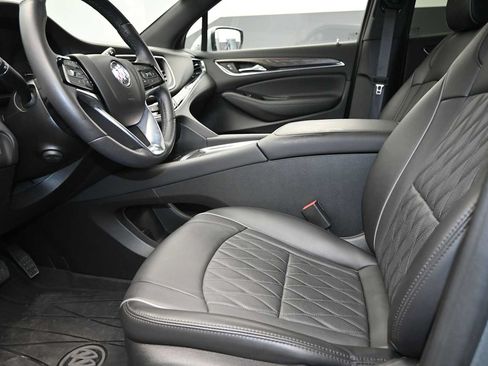 Used 2024 Buick Enclave Avenir AWD/4WD image 13