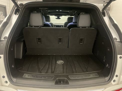 Used 2024 Buick Enclave Premium w/ Experience Buick Package image 21