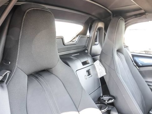New 2026 MAZDA MX-5 Miata Club w/ Interior Package RWD image 38