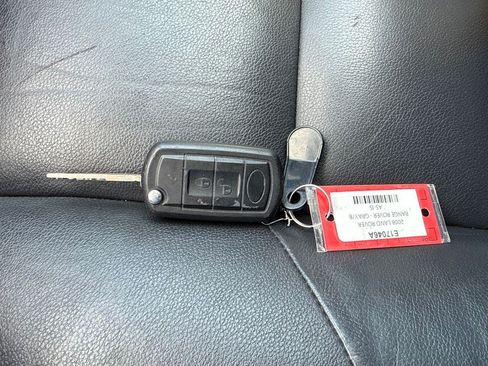 Used 2008 Land Rover Range Rover Sport HSE AWD/4WD image 4