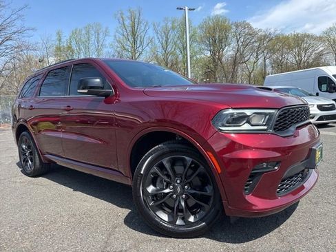 Used 2022 Dodge Durango GT image 1