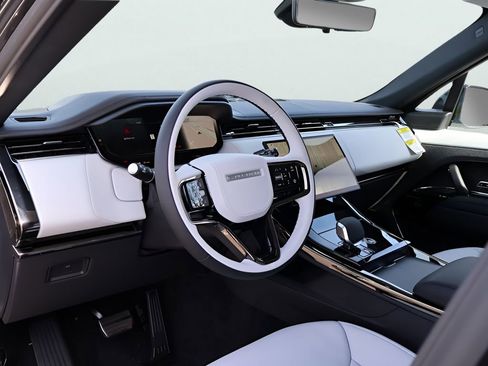 New 2026 Land Rover Range Rover Sport Dynamic SE AWD/4WD image 18