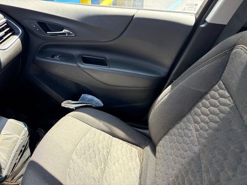 Used 2020 Chevrolet Equinox LT AWD/4WD image 12