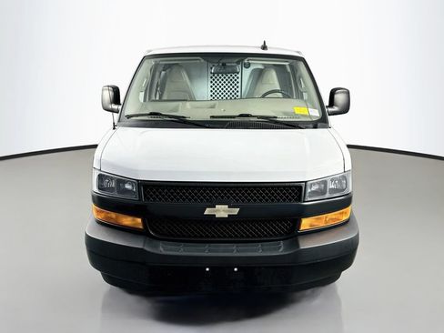 Used 2023 Chevrolet Express 2500 w/ Driver Convenience Package RWD image 2