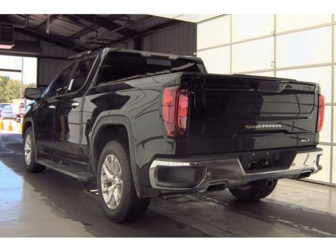 Used 2019 GMC Sierra 1500 SLT AWD/4WD image 6