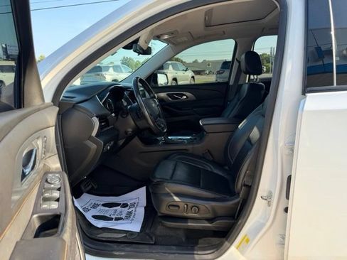 Used 2019 Chevrolet Traverse Premier w/ Redline Edition AWD/4WD image 10
