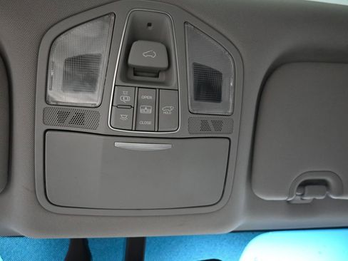 Used 2018 Hyundai Santa Fe Sport image 24