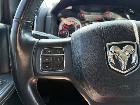 Used 2018 RAM 2500 Big Horn w/ Sport Appearance Group AWD/4WD image 15