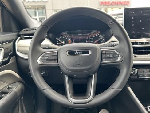 Used 2025 Jeep Compass Limited AWD/4WD image 21