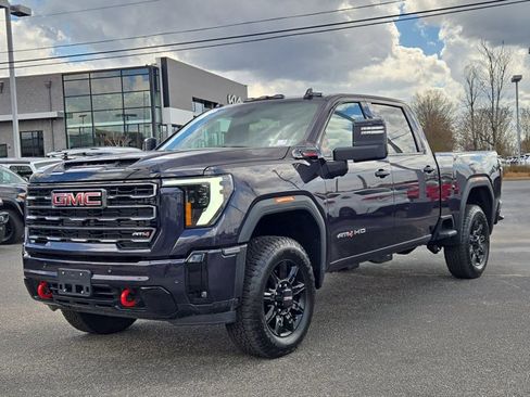 Used 2026 GMC Sierra 2500 AT4 image 1
