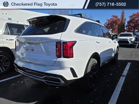 Used 2023 Kia Sorento SX image 6