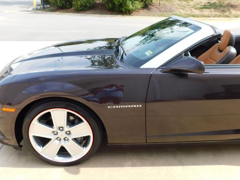 Used 2011 Chevrolet Camaro SS w/ RS Package RWD image 10