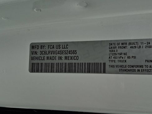 Used 2025 RAM ProMaster 2500 w/ U-Haul Equipment Group FWD image 26