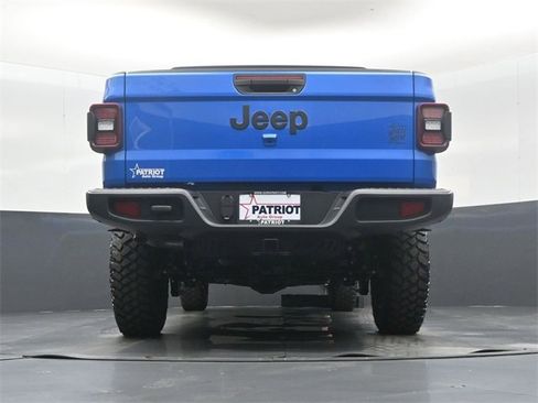 New 2026 Jeep Gladiator Willys image 40